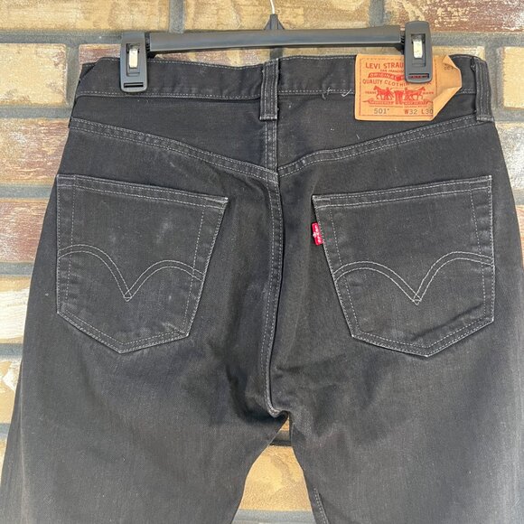Levi's 501 Original Fit Button Fly Straight Leg Jeans in Black | 32 x 30 - Picture 10 of 13